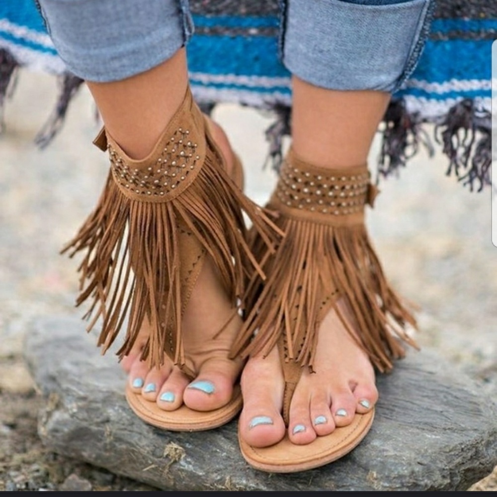 "Mina" fringe sandals